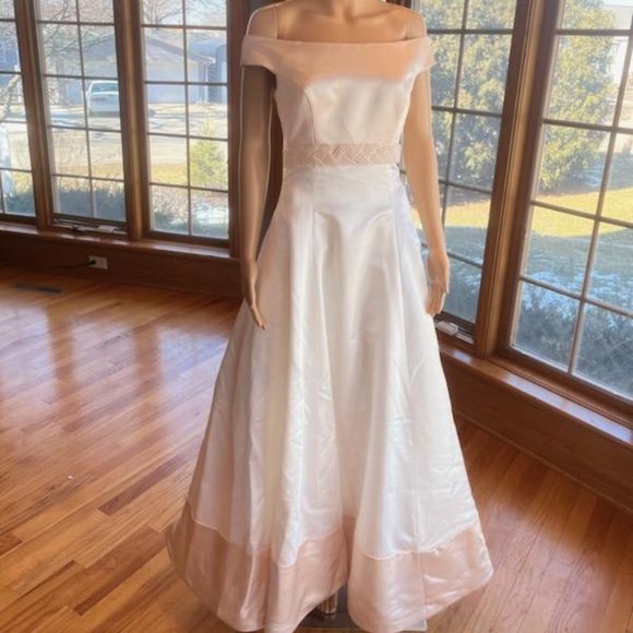 *Demetrios Ivory Cream Satin Detachable Train Wedding Dress Bridal Gown Size 6 - Picture 14 of 15